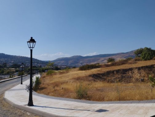 34049426_47f19ea9b7038dc139b6a2de1db8c0b3e63d9fa1