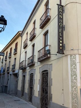 PHOTO-2025-11-02-17-49-56_2