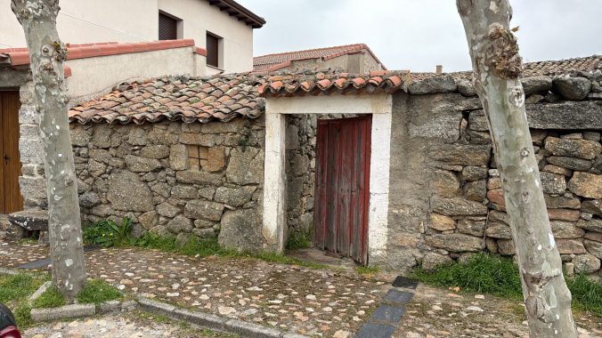 PHOTO-2026-04-21-13-00-12