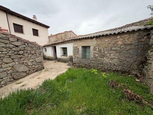 PHOTO-2026-04-21-13-04-57